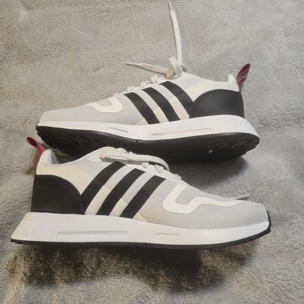 Adidas Men's White and Black Sneakers - Picture 3 of 4